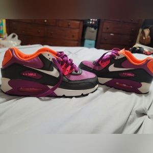 Girls Grade school nike Airmax